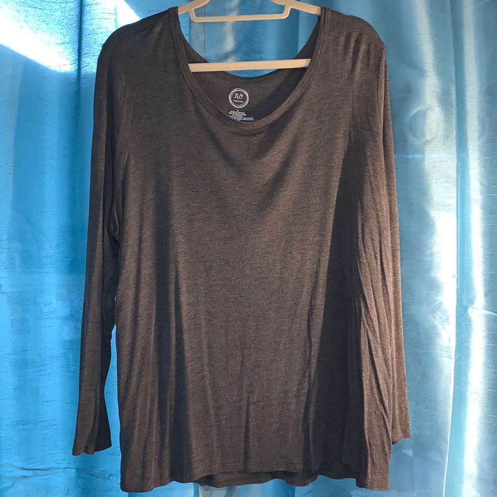 24/7 solid long sleeve